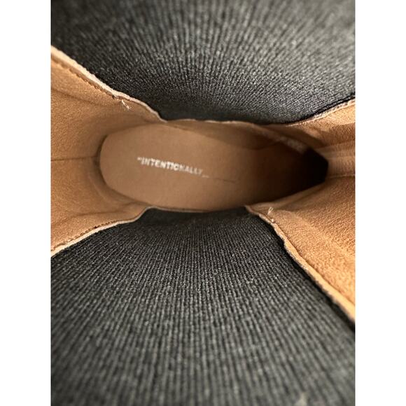 Intentionally Blank Celeste Leather Bossy Platform Chelsea Boots Black Size 36 - Picture 6 of 9